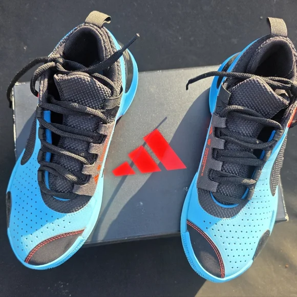 Blue and Black Adidas Don Issue 5 with Red Accents In Size 6.5 Y/Men (Like New) - Picture 6 of 16